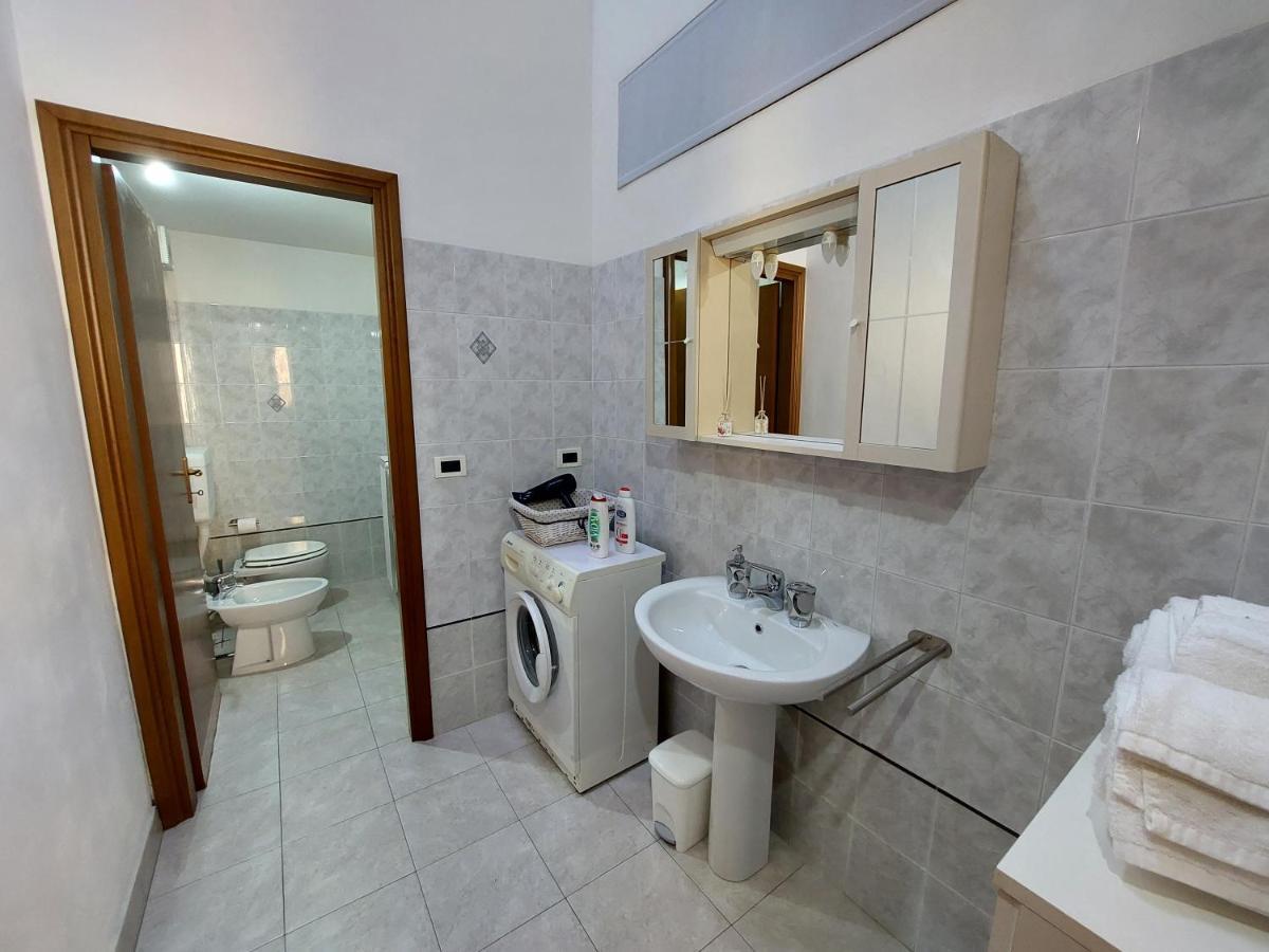 Appartamento In Centro Free Wi-Fi, Self Check-In Forli Luaran gambar